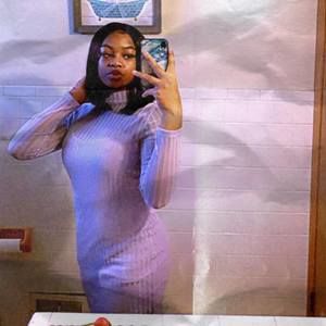 Meet your Posher, Leah